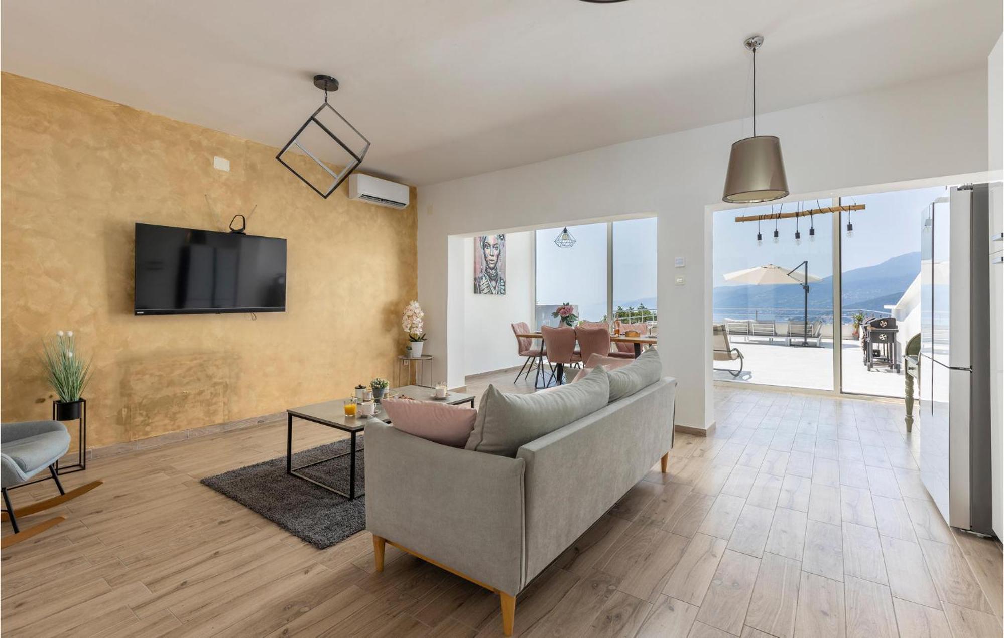 Amazing Apartment In Rijeka With Wifi Eksteriør billede