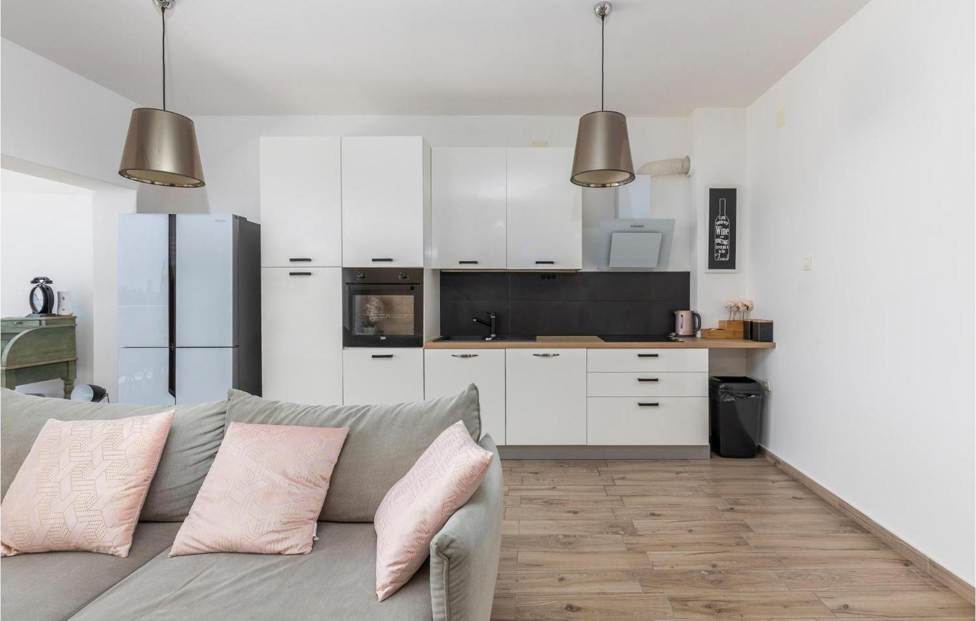 Amazing Apartment In Rijeka With Wifi Eksteriør billede